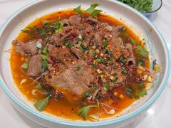 -犇逸·乐山跷脚牛肉·四川现炒(览海店)
