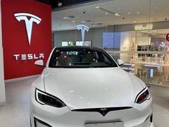 -TESLA 特斯拉(北京颐堤港体验店)