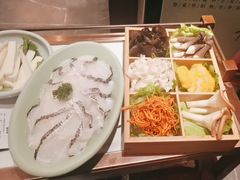 -捞神煲汤火锅(湖滨商业街店)