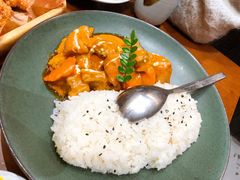 红咖喱牛腩饭-8PINTS八品脱·日料·烧鸟·精酿小酒馆(莘庄店)