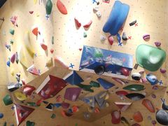 -Upper Climbing Gym 攀岩(华侨城店)