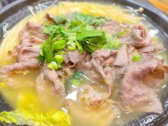 金针菇肥牛汤-炉内瓦·瓦片烧烤(明日星城店)