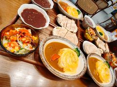 -暖食光·台式家庭餐厅·生日主题店(万达店)