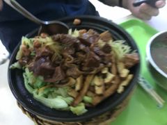 -卓雅桂林米粉