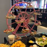 三个人根本吃不完。目前活动也多