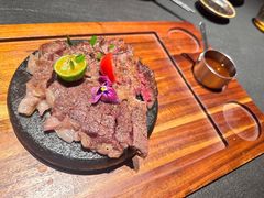 -蟹犇前•帝王蟹雪蟹(陆家嘴店)