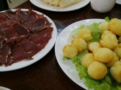 奶渣园子-银同牦牛肉火锅