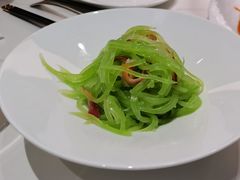 -滩外滩·本帮江浙菜(新天地店)