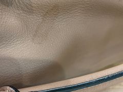 -爱革·洗衣改衣·洗鞋修鞋·洗包修包·奢侈品护理(缤谷广场店)