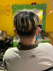 -海文先生国潮烫染男士理发馆