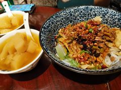 -粉家柳州螺蛳粉(杨宅路店)