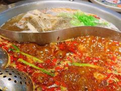 -沸炉重庆老火锅(军事博物馆店)