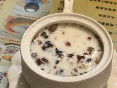 -广信牛奶甜品世家(台东店)