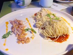 鸡丝拌面-桂满陇天书(南京德基旗舰店)