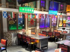 -马路牙子烧烤音乐酒馆(望京店)