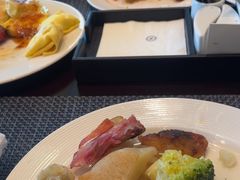 -怡聚轩全日制自助餐厅(大中华喜来登酒店)