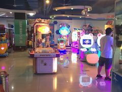 -星悦蓝海欢乐园(石路天虹店)