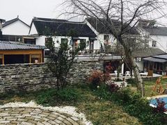 -梨云山居农家乐