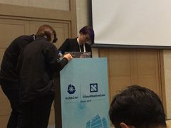-上海跨国采购会展中心