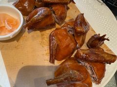 招牌乳鸽-勝記酒家·37年老字号·经典粤菜(荔枝公园店)