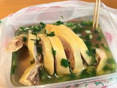 -狗撵鸭(泰山公寓店)