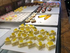 -汉巴9号自助餐厅(新潮尚品超市店)
