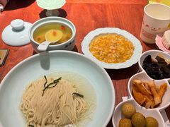 -裕兴记•蟹黄面馆(人民广场店)