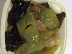 莴笋炒肉片-和记小菜(七宝店)
