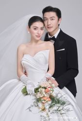 -蒙娜丽莎婚纱摄影(南门店)