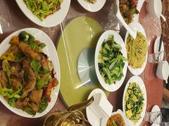 -乌苏沂疆大酒店