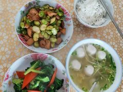 -爱的果实月嫂育婴师(世纪东方店)
