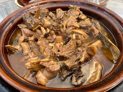 招牌香草鸭-盐禾堂海南屯昌香草鸭(总店)