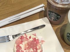 春樱草莓蛋糕-星巴克(天津大悦城第二店)