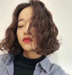 点击看大图 -震轩美容美发连锁店