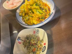-富正毅三下锅·湘西韵味(天门山索道店)