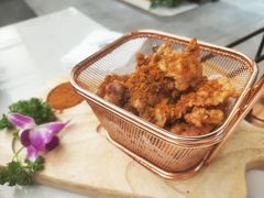 -菌子鲜汤野生菌锅
