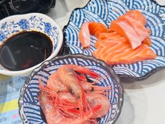 -金马门国际美食百汇(珞喻路店)