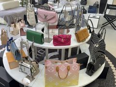 -六六奢品·vintage中古·回收二手奢侈品包包手表首饰(环球港店)