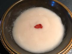 -老牌坊云南鱼豆花火锅(哈西万达店)