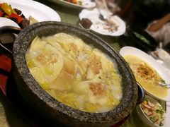 石锅鸡汤烩手工蛋饺-上海小南国(世博源店)