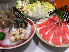 -红鼎豆捞·非遗鲍皇汤火锅(宝丰路店)