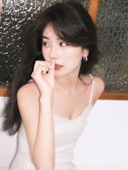 -东秀护肤造型