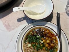 -乡土黄·鲜牛肉火锅·小龙虾(兴业街店)