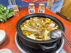 -菌之家·专业纯野生菌火锅·特色炒菌