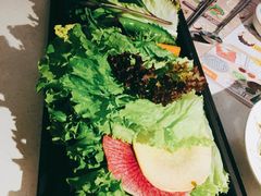 蔬菜拼盘-本家韩国烤肉(青岛万象城店)