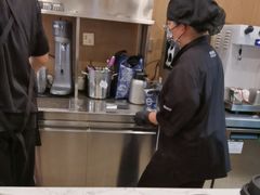 -霸王茶姬(南强街店)