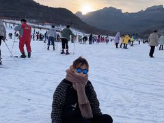 -济南卧虎山滑雪场