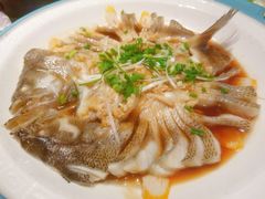 红烛特色开屏鲈鱼-红蜡烛•瓦罐粥家常菜•夜宵(中山路店)
