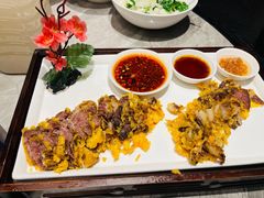 -鱼你相聚·河鲜馆(袁家岭店)