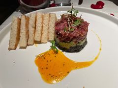 牛肉塔塔配牛油果黑橄榄酱-Solo(衡山路店)